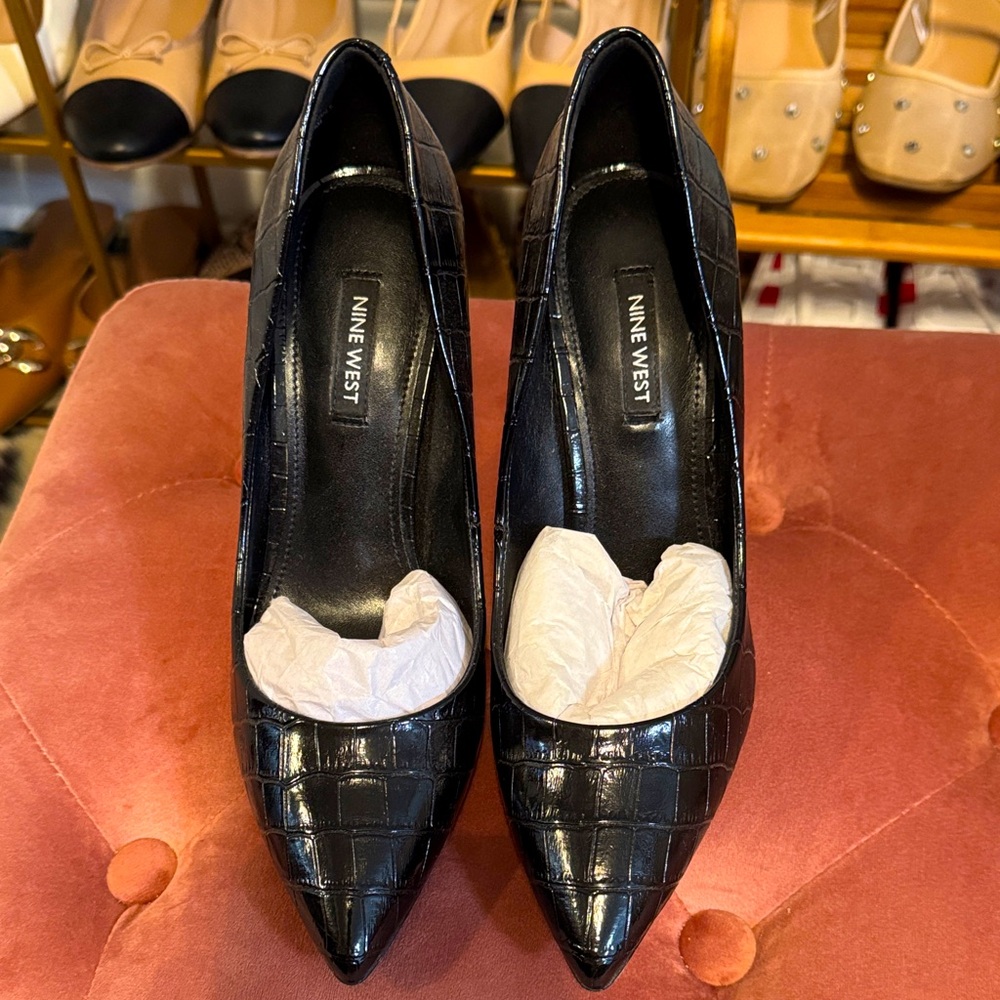 Nine West Black Croc-Embossed Pointed-Toe Heels